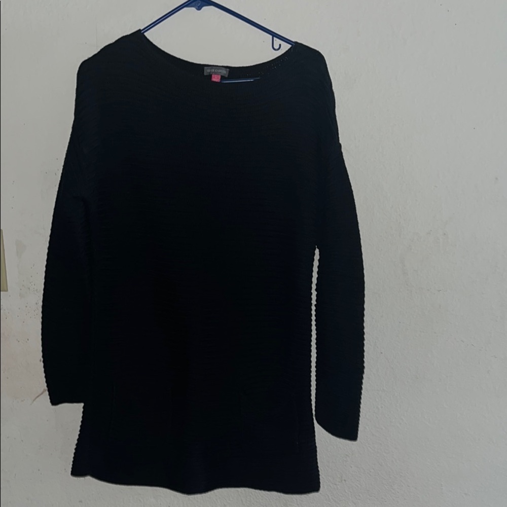 Vince Camuto Elegant Black Top
